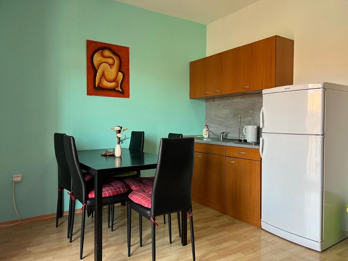 Apartmani Kacola Tučepi Exterior foto