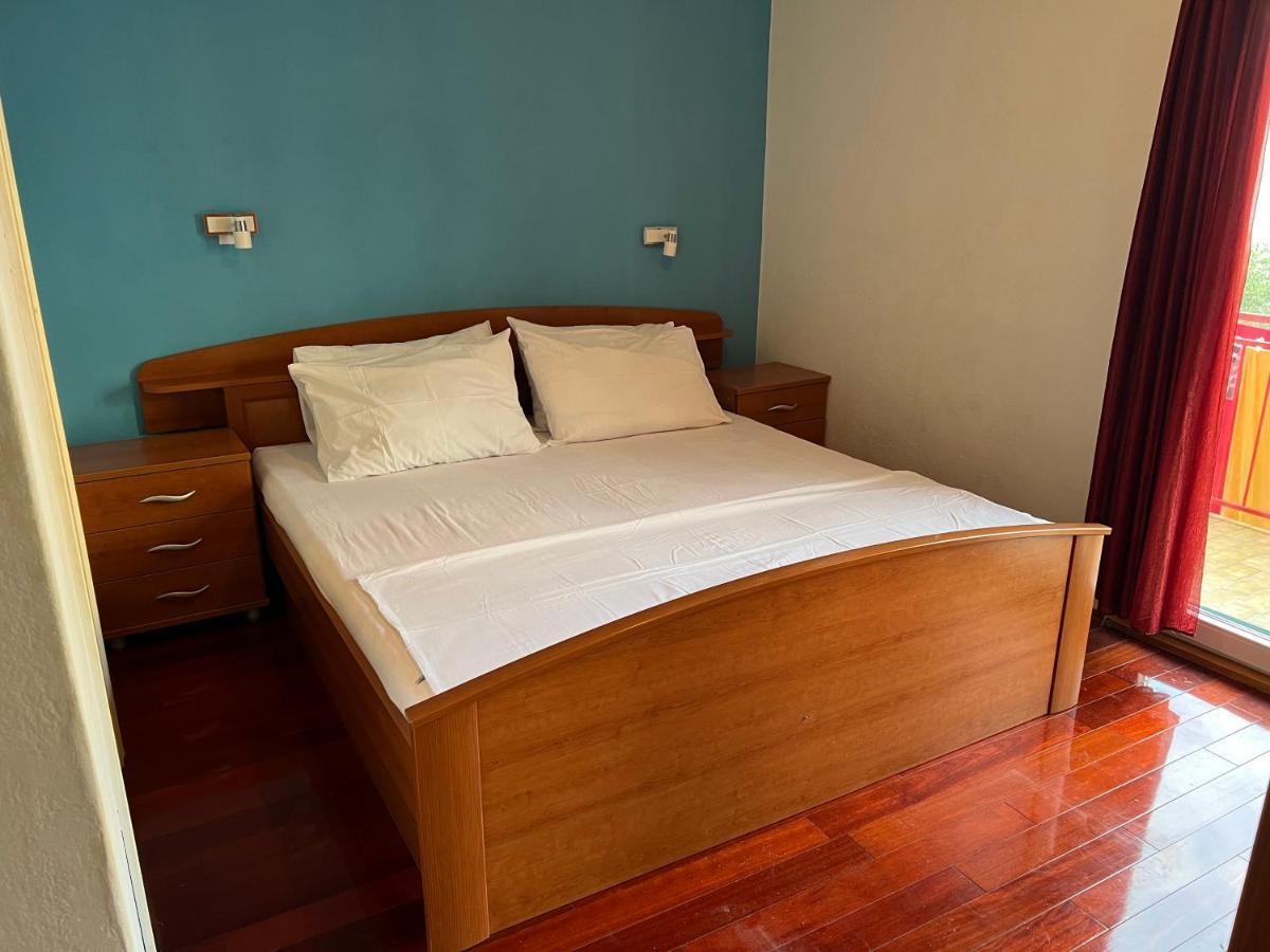 Apartmani Kacola Tučepi Exterior foto